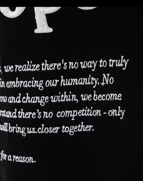 Страхотни тениски , овърсайз,  унисекс 
INFINGTER 
Най-висок клас материя и
изработка
Размери  S M L XL 2XL 
Всеки един артикул разполага с QRкод за
п