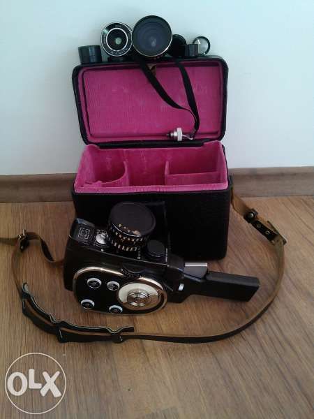 8 милиметрова кинокамера