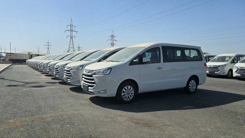 JAC M4 RIFINE 9-11 кишилик сотувга чикди