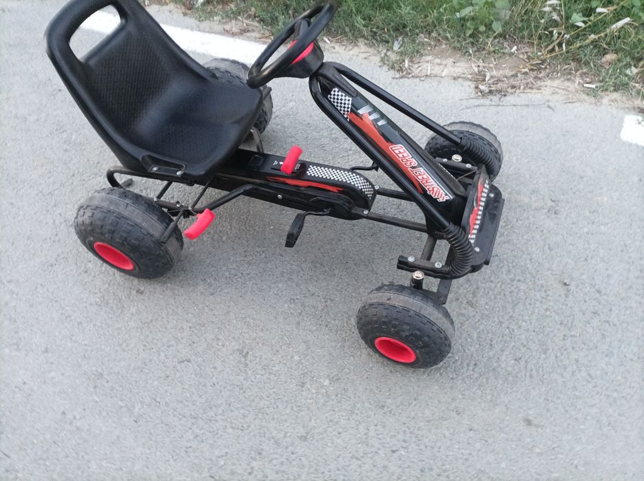 Kart de copii cu pedale