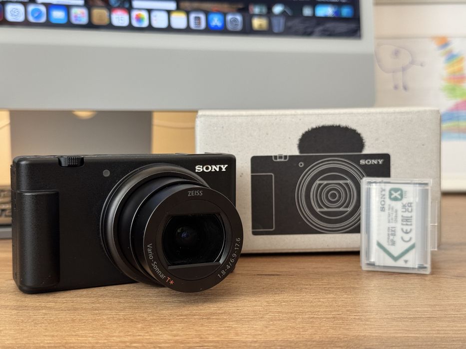Sony zv1 mark II неразличимо от ново!