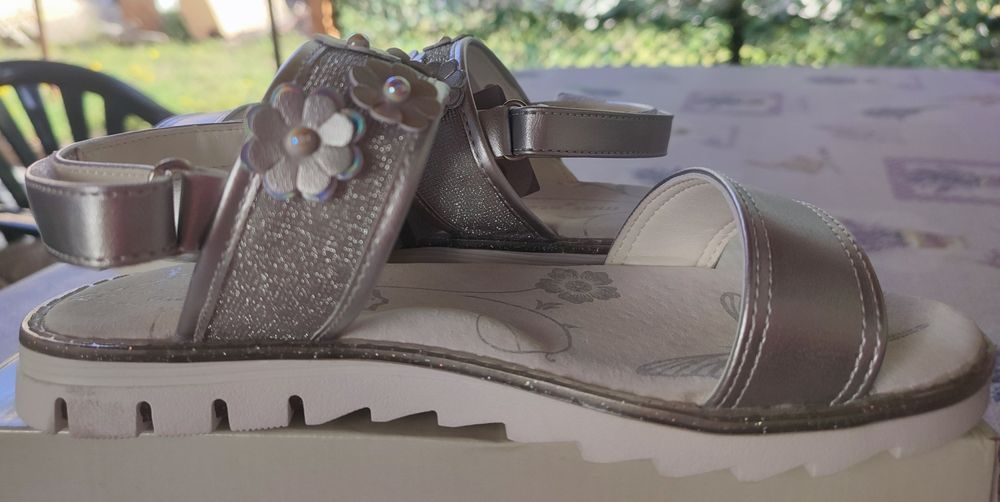 Сандали,естествена кожа,36.НОВИ