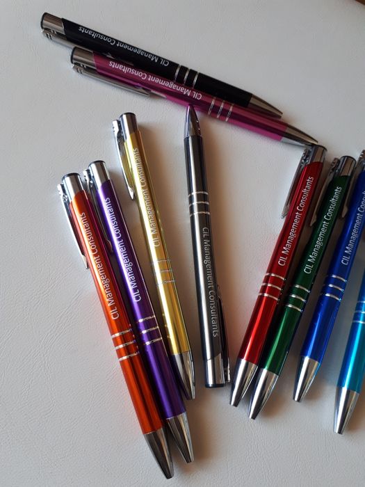 Pixuri Metalice Colorate