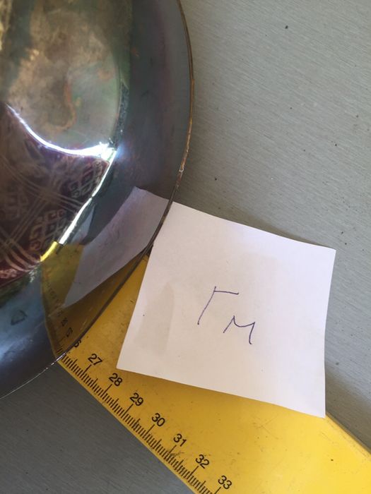 посребрен поднос за сервиране на храна