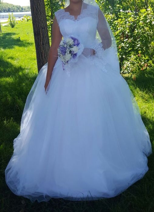 Свадебное платье