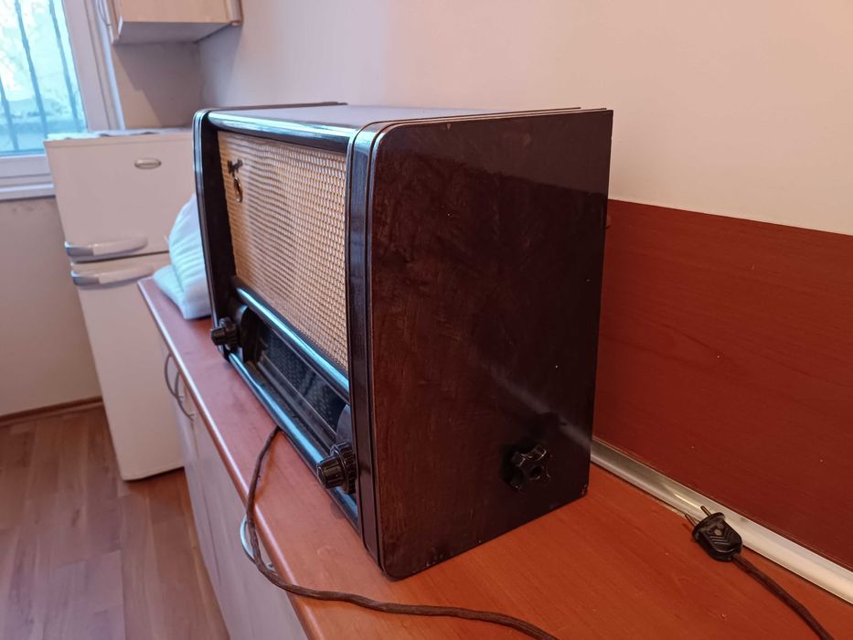 Старинно Радио "Олимпиа"