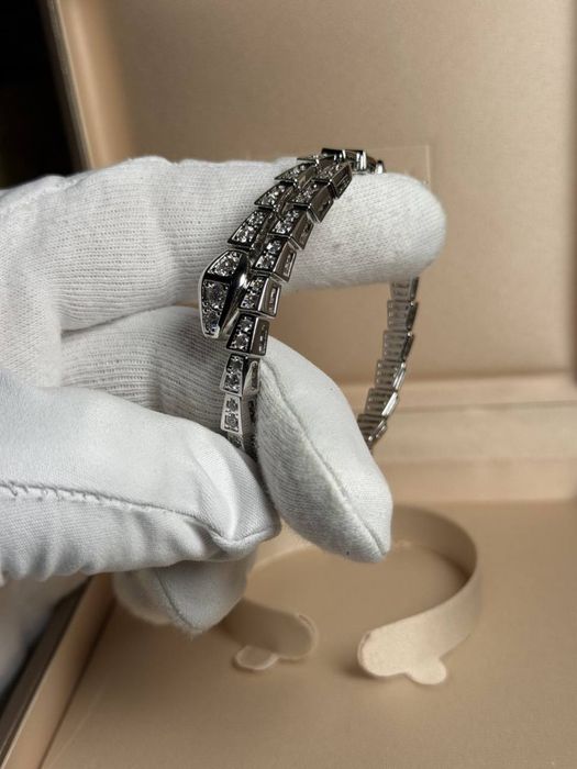 Bulgari Serpenti гривна