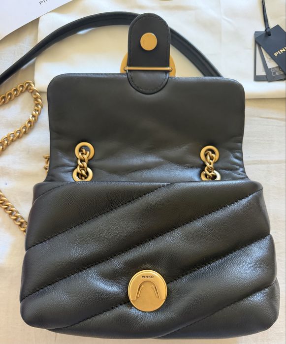 PINKO - малка чанта за през рамо Love Bag Puff