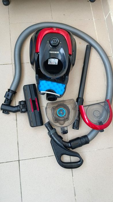 Пылесос Samsug 1800w