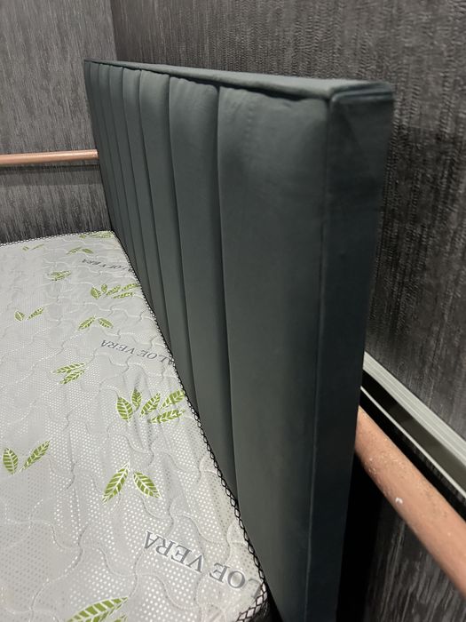 Новая кровать.