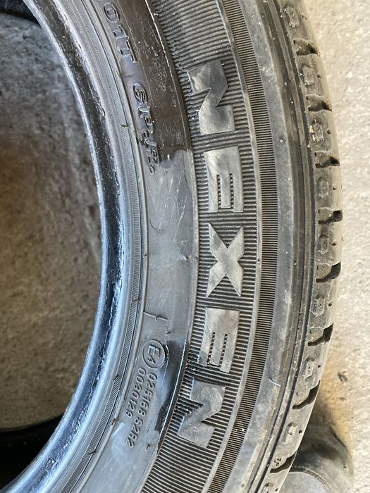 Гуми за бус 215-60-16 C