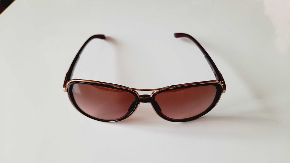 Слънчеви очила Oakley