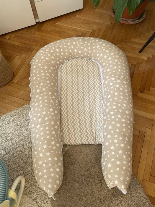 Беешко гнездо и калъфка tummy time