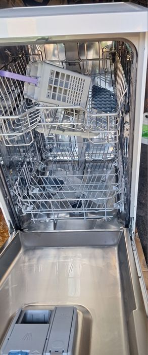 Посудомоечная машина Beko DFS05012W