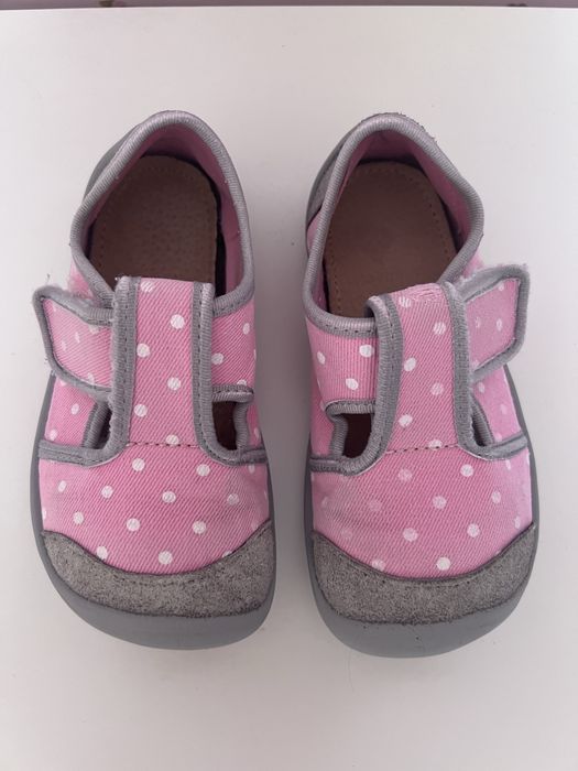 Боси пантофи 28 номер