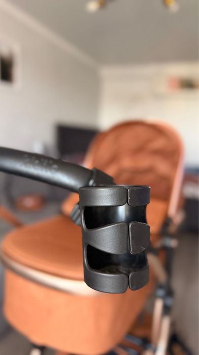 Продам детскую коляску