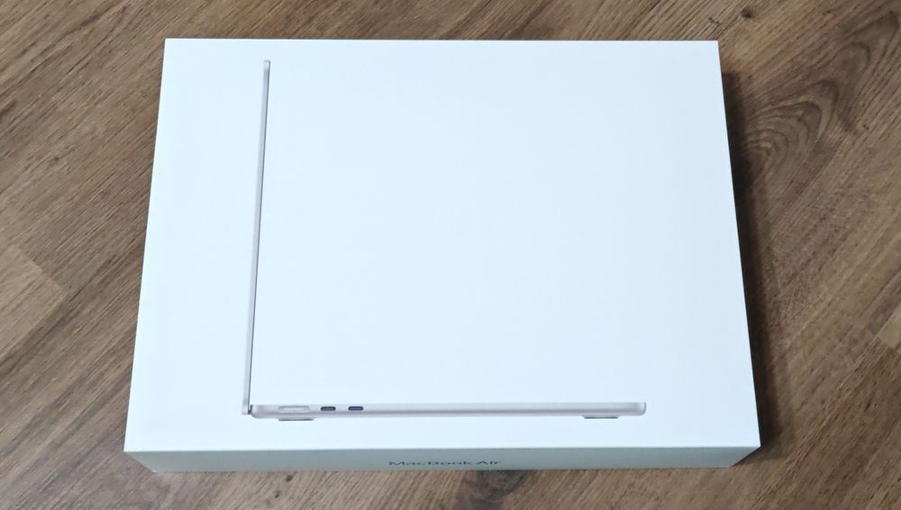 Запечатан Macbook Air 13.6"M4 16 GB RAM 256 GB SSD Гаранция