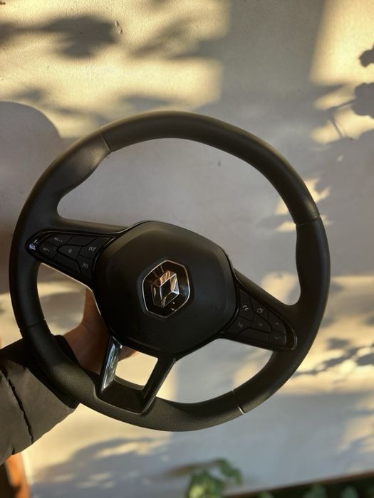 Трилъчев мулти волан за Renault