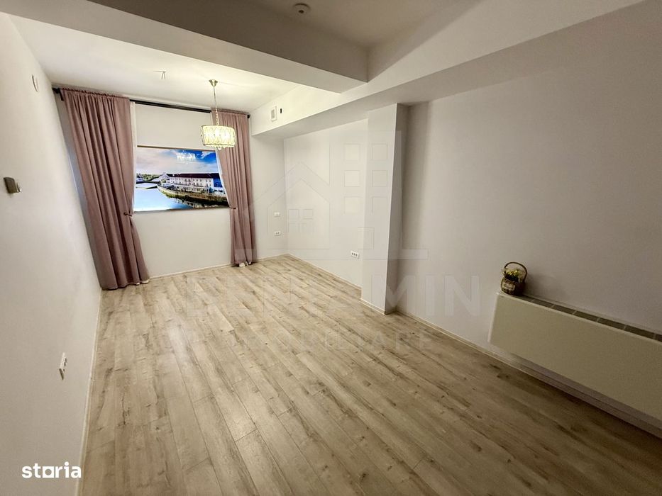 3 camere tip birouri - Centrul Vechi - Lipscani Pino -etaj 1