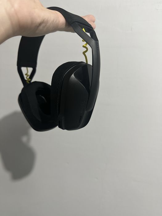 Беспроводные наушники logitech