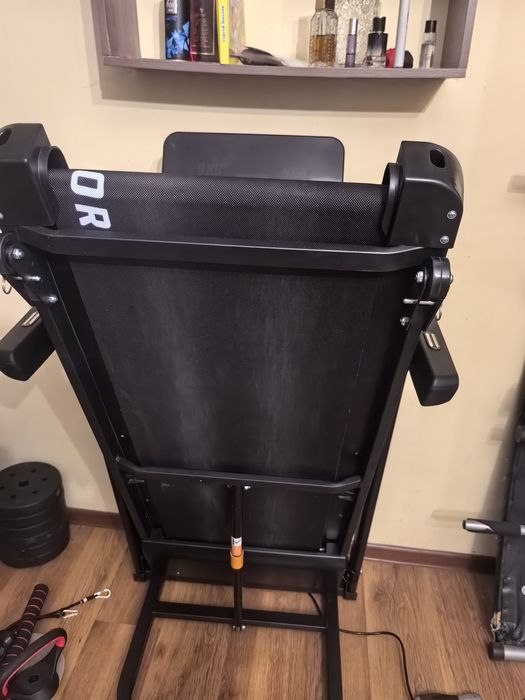 Продам беговую дорожку