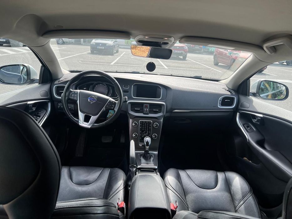 Volvo v40 190 CP
