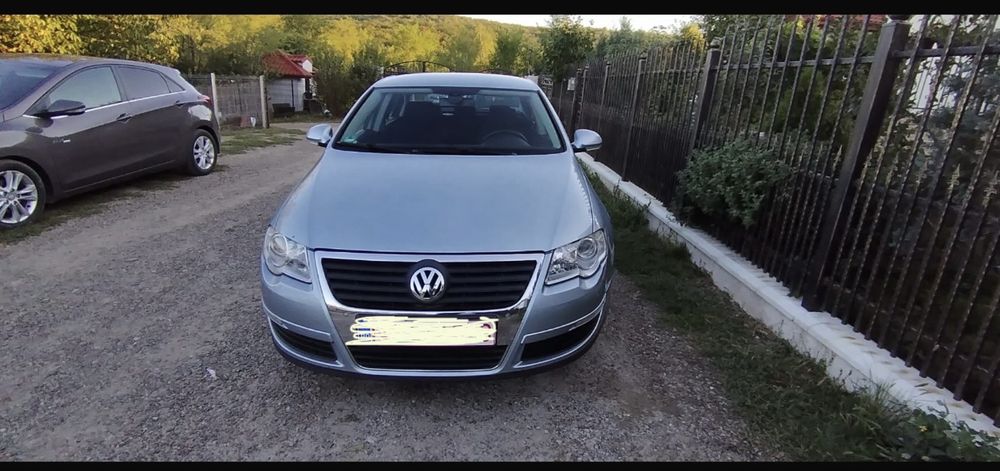 Vând volkswagen passat b6
