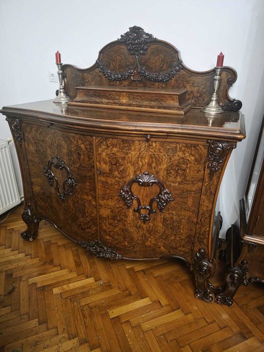 Vand mobila de colectie !