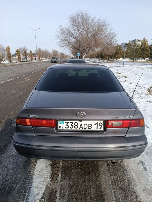 Продам срочно Камри 20