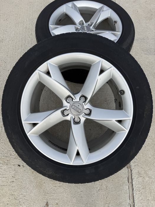 Roti / Jante R19 5x112 concave ET 32 8.5J Audi VW cauciucuri vara 235/55/19 DOT 0420