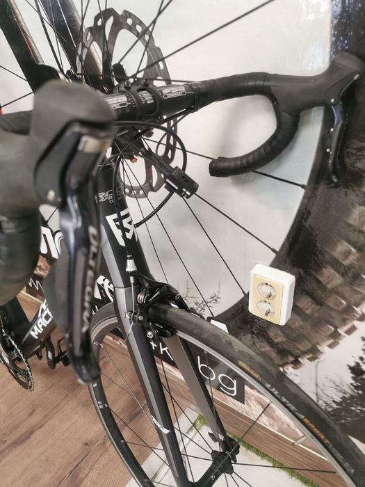 Шосеен Rock Machine ultegra Di2