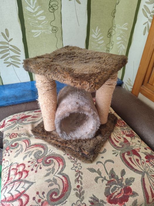 Продам лежак для кошки