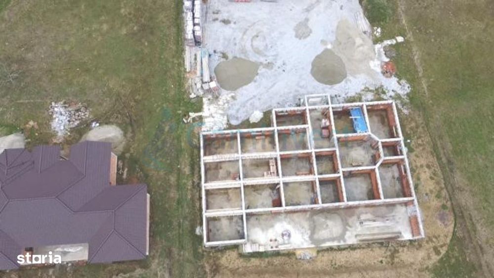Teren si Constructie , la 40 km de Oradea, Bihor,Gaminvest,V3174