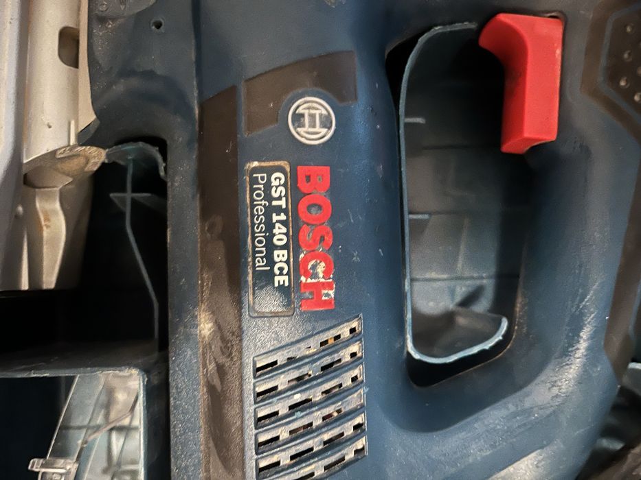 Fierastrau pendular Bosch