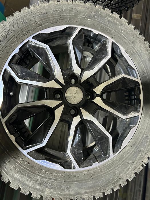 Продам зимние шины