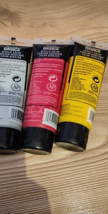 Set 5 tuburi vopsea acrilică Liquitex Basics (culori esențiale!)