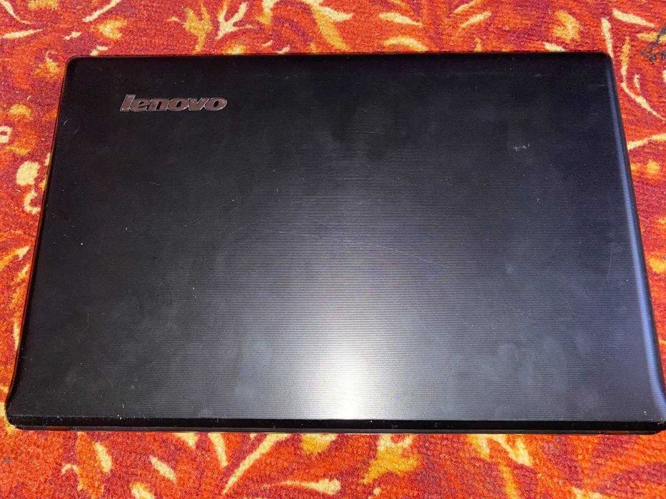 Lenovo AMD E-300 APU with Redeon(tm) HD Graphics 1.30 GHz, RAM 4 GB