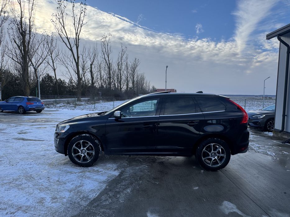 Volvo Xc60 2016 Automat/R design/pano/harman/camera/piele/rate/garanti