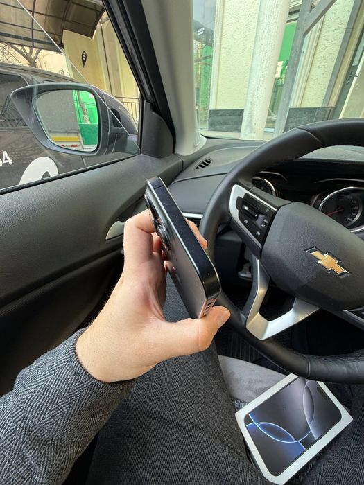 Iphone 15 pro max 256 gb ideal e-sim