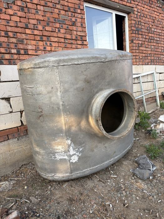 Бочка 1 тонна не проколотый