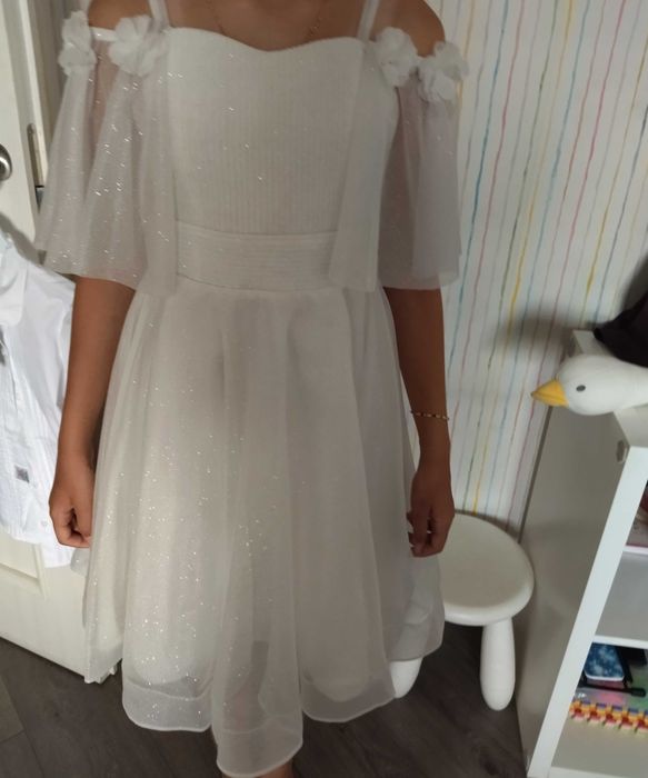 Платье праздничное