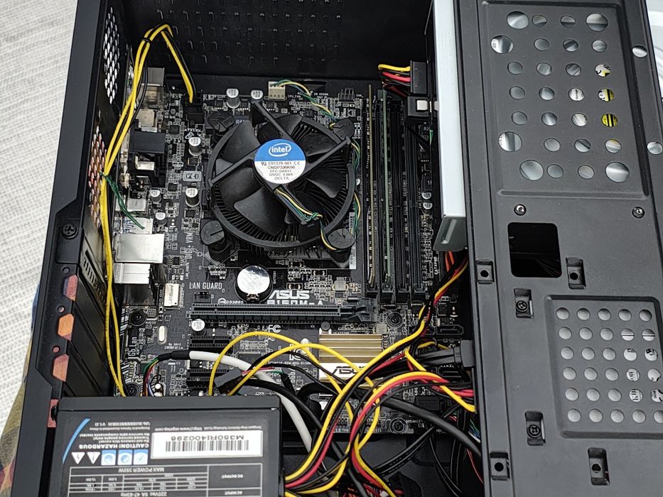 PC mATX - Intel i5-6402P 16 gb ram ddr4 240 gb ssd