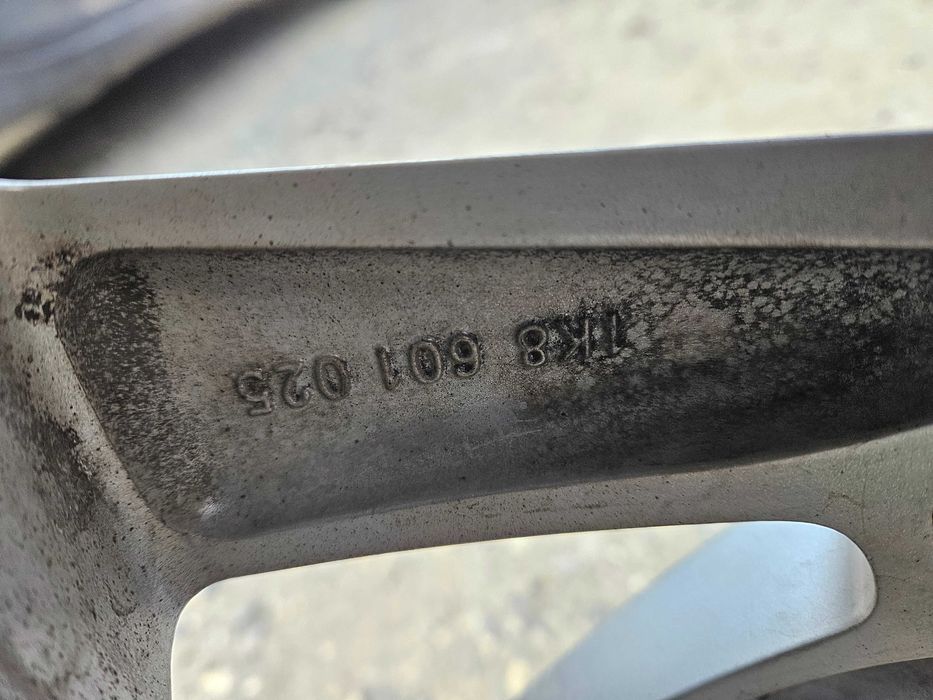 Джанти с гуми . 17ки 225/45/17