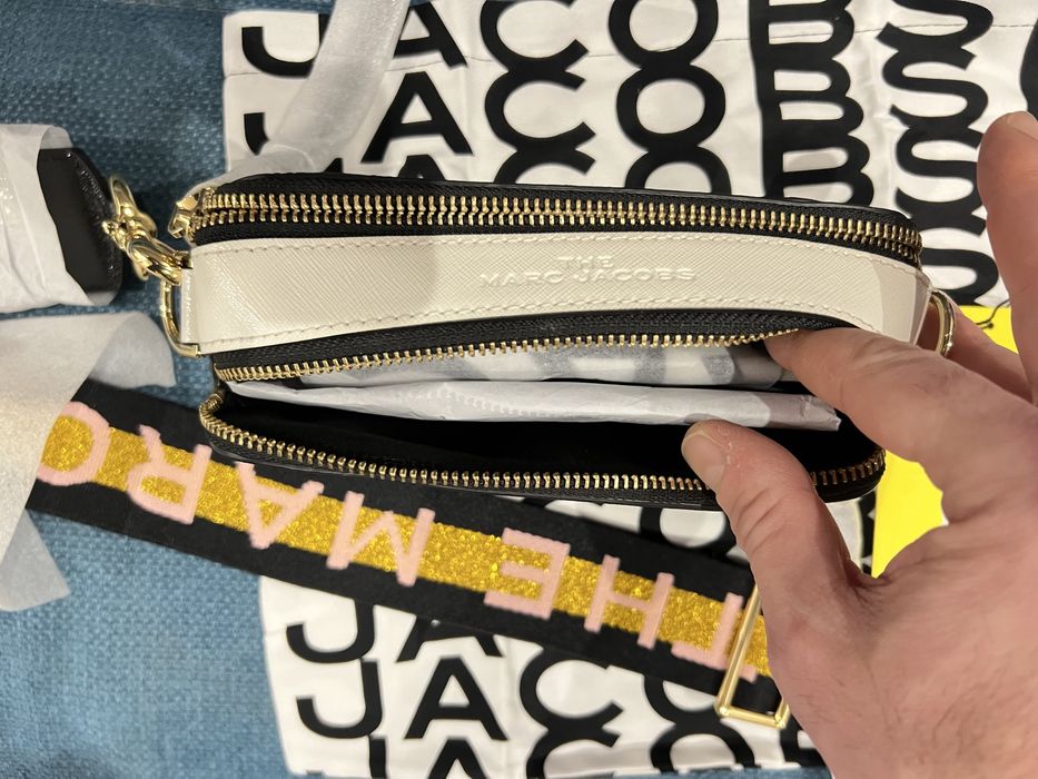 Mark Jacobs The snapshot camera bag.100%ориг.Със сериен номер,етикети!