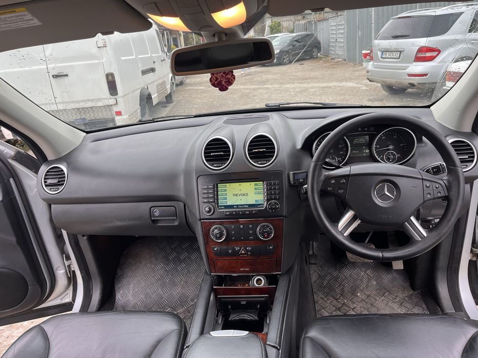 Кожен салон с подгряване Mercedes ML W164 топ състояние