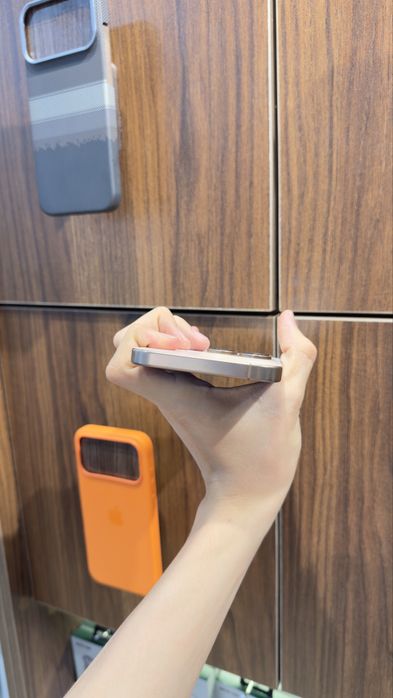 iphone 16 pro max naxtka