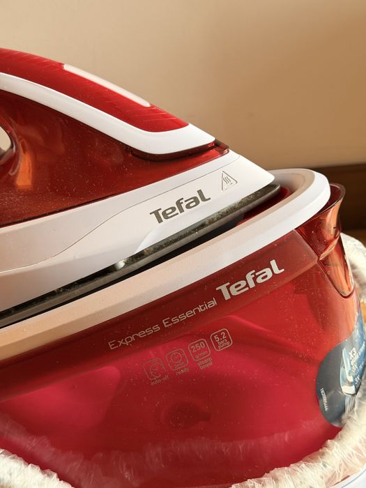 Парна ютия Tefal