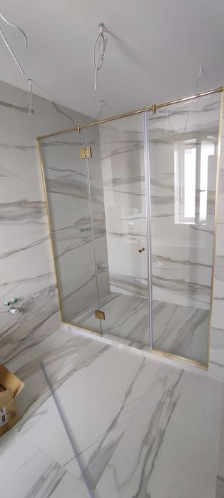 Cabine de dus si paravane din sticla securizata