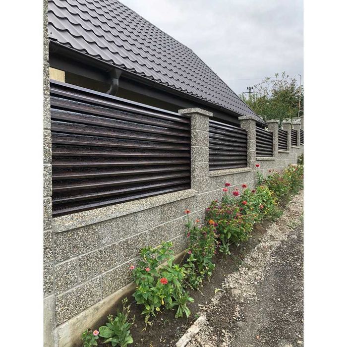 Garduri si porti stil jaluzea, sipca metalica, tabla cutata