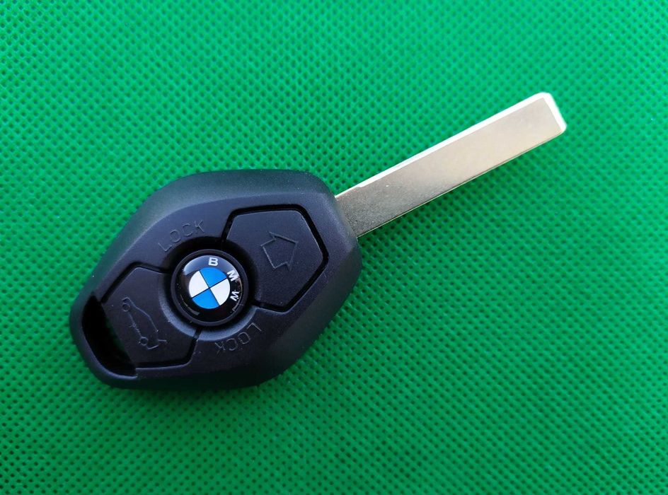 Кутийка ключ дистанционно БМВ  BMW + батерия VL2020 Е90 Е91 Е60 Е46 X3